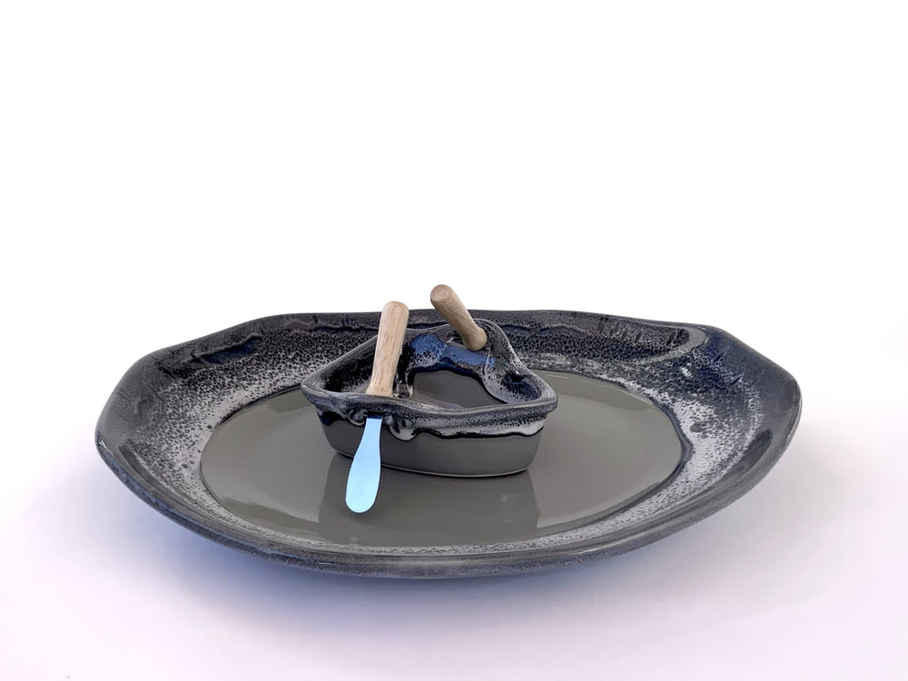 The Handmade Boat on a Pond Dip Set - River Rock