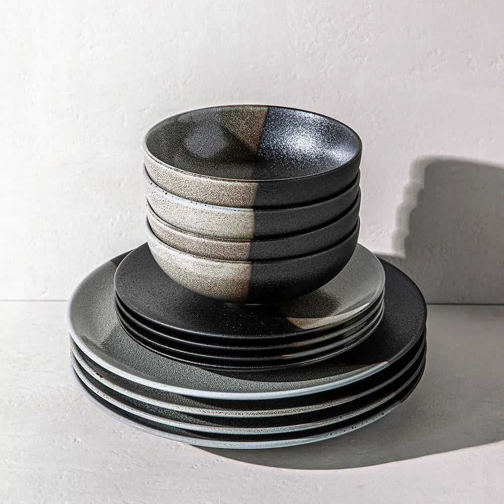 Maxwell & Williams Caviar Umi 12pc Dinner Set