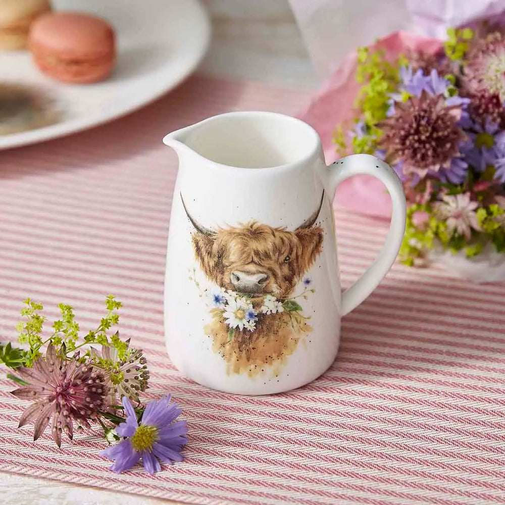 Wrendale Posy Jug - Daisy Coo (Highland Cow)