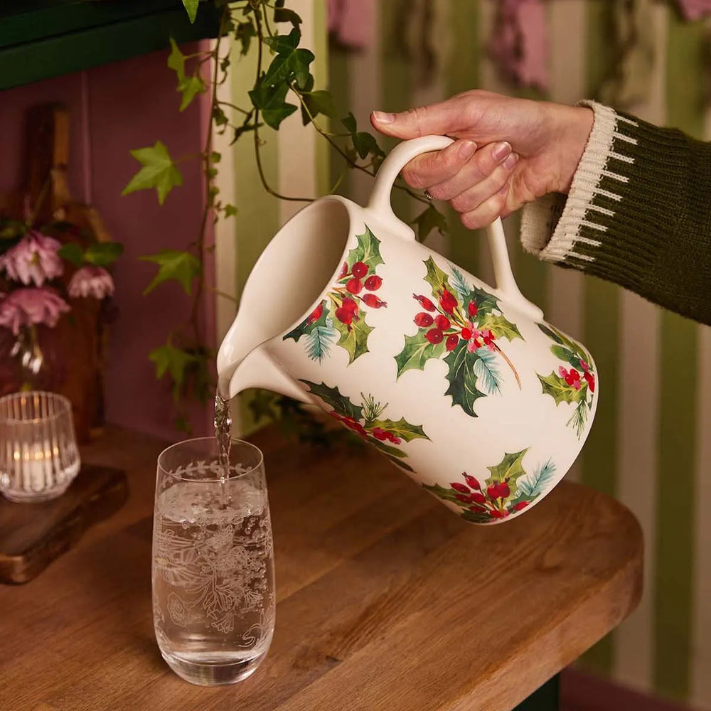 Portmeirion Botanic Garden Christmas Holly Bella Jug 3pt