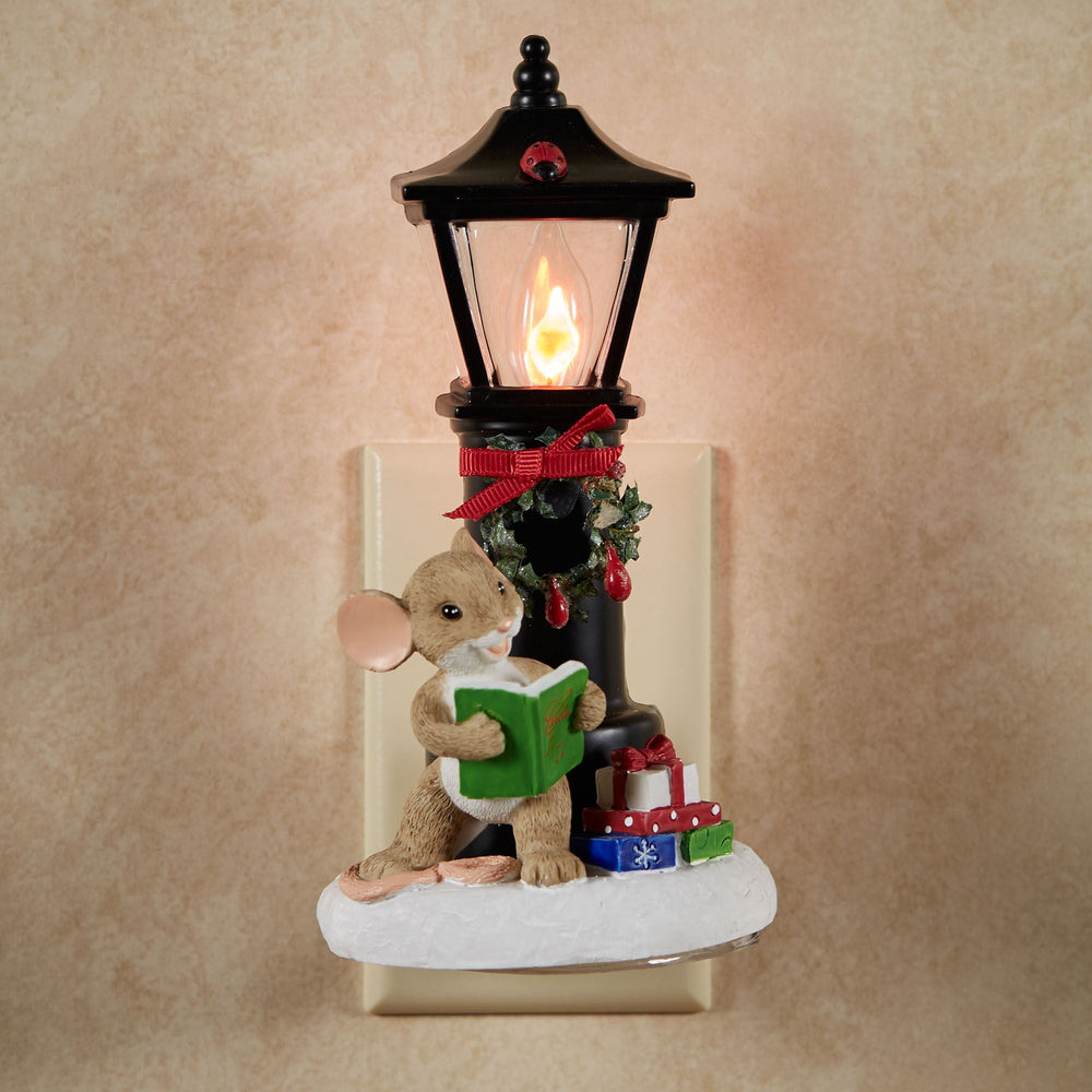 Nightlight - Charming Tails Mice by Lamp Post