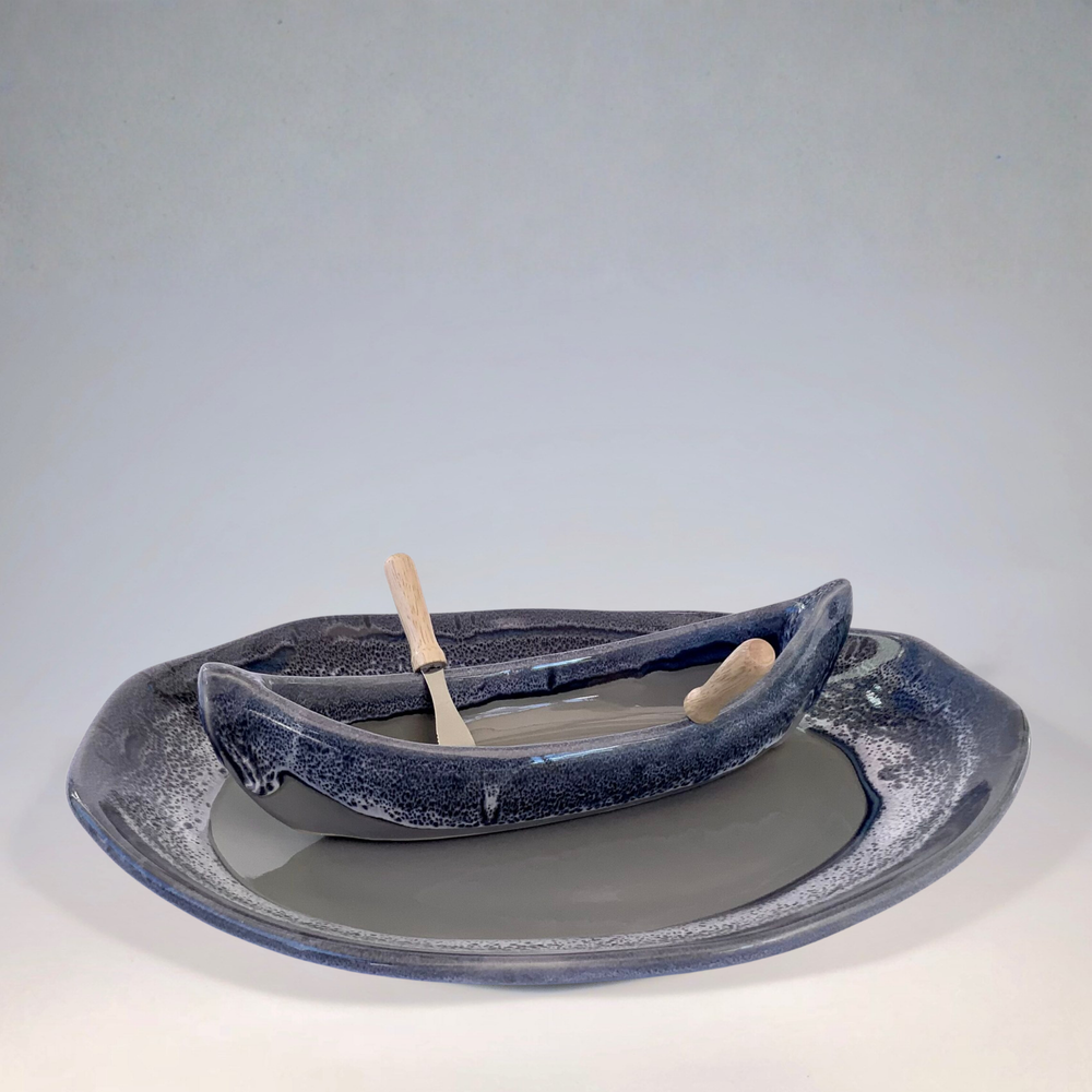 Pottery Canoe on a Lake Dip Set - River Rock