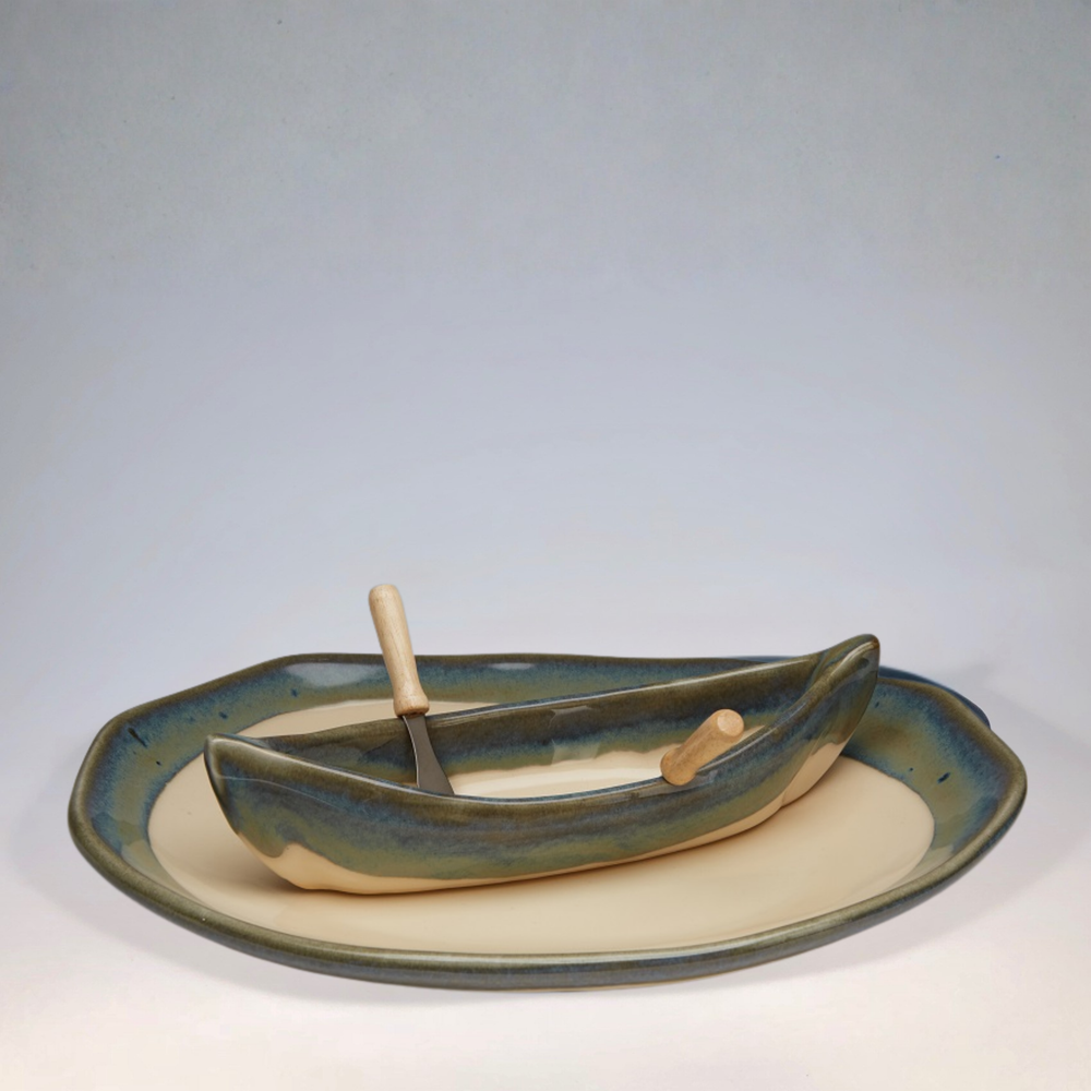 Pottery Canoe on a Lake Dip Set - Seaside