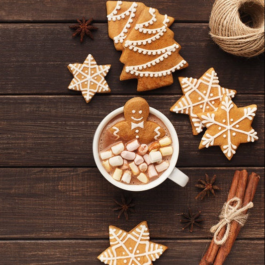 Mini Gingerbread Hot Chocolate