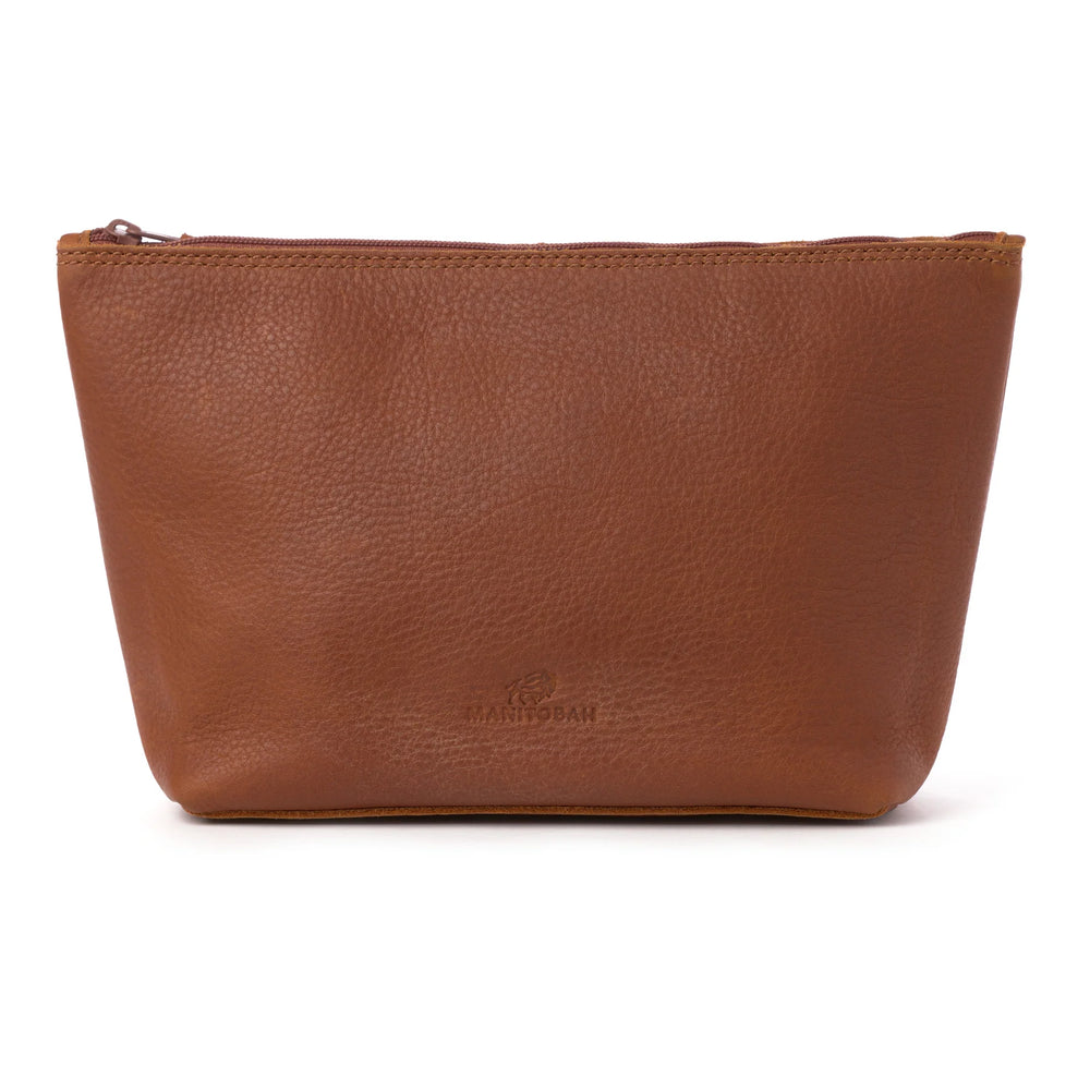 Tabacco leather pouch with a zipper.