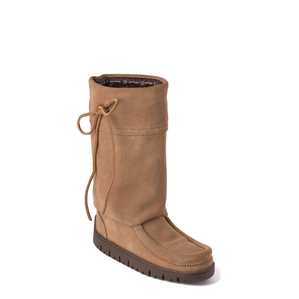 Oak suede boot with a flat, ridged sole. Tall shaft features oak lace.