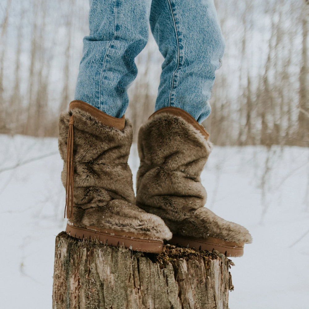 Manitobah Bear Mukluk Oak