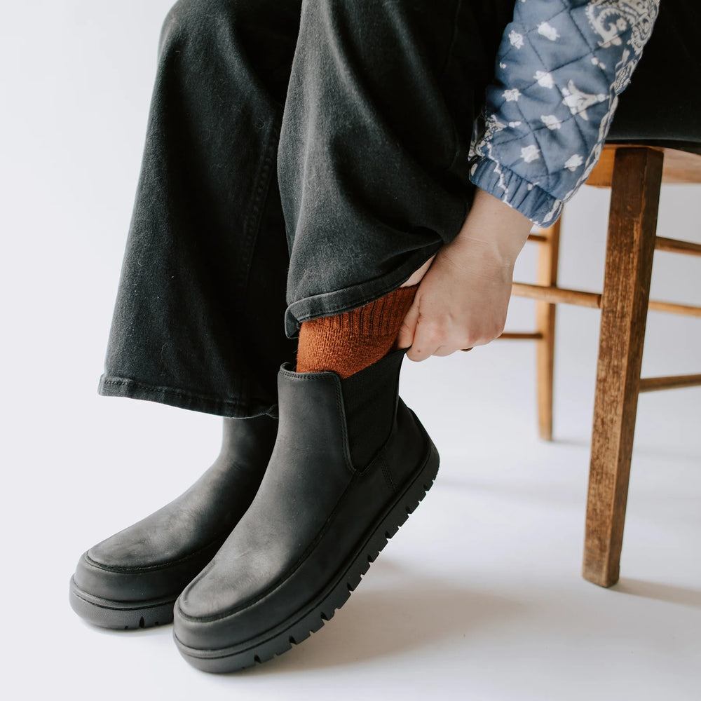 Manitobah Two Rivers Chelsea Black