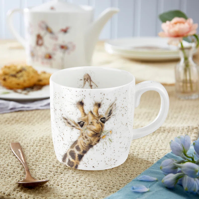 Wrendale 14 oz Mug – Lofty (Giraffe)