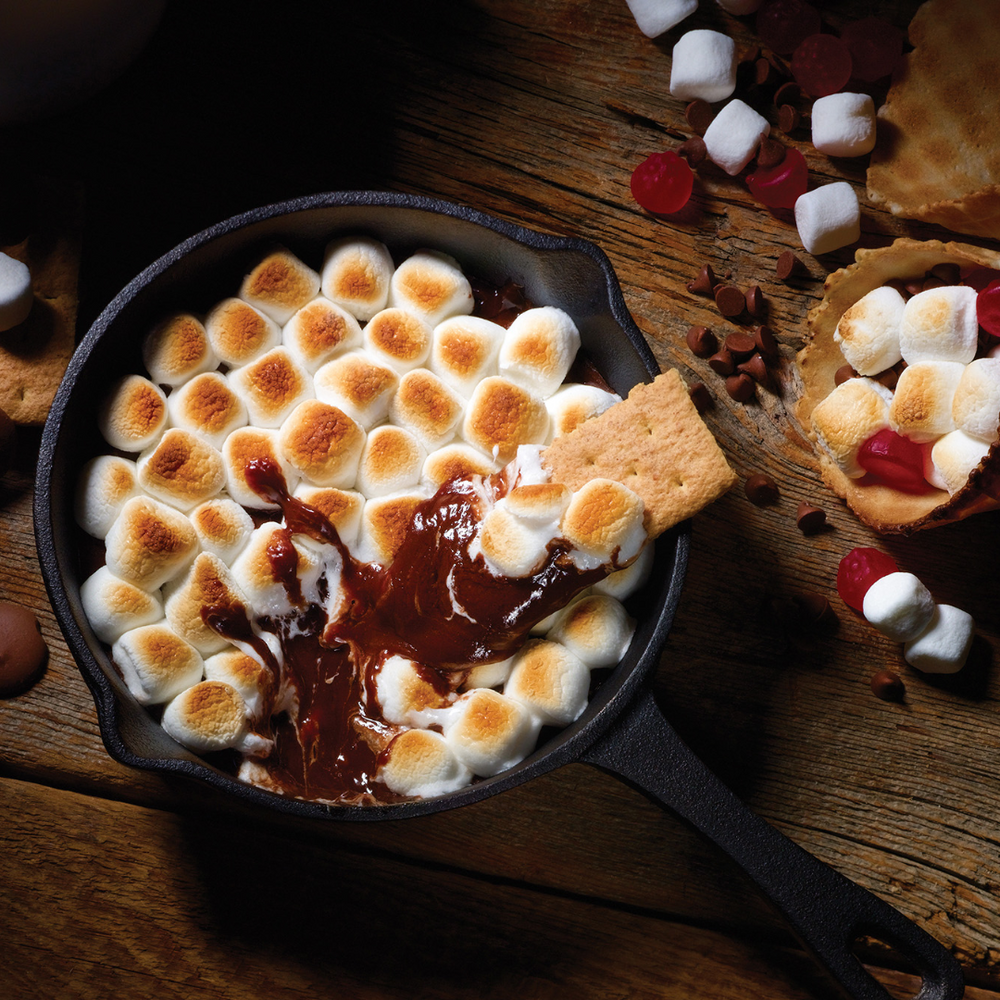 The Delicious Dessert Skillet-S'Mores