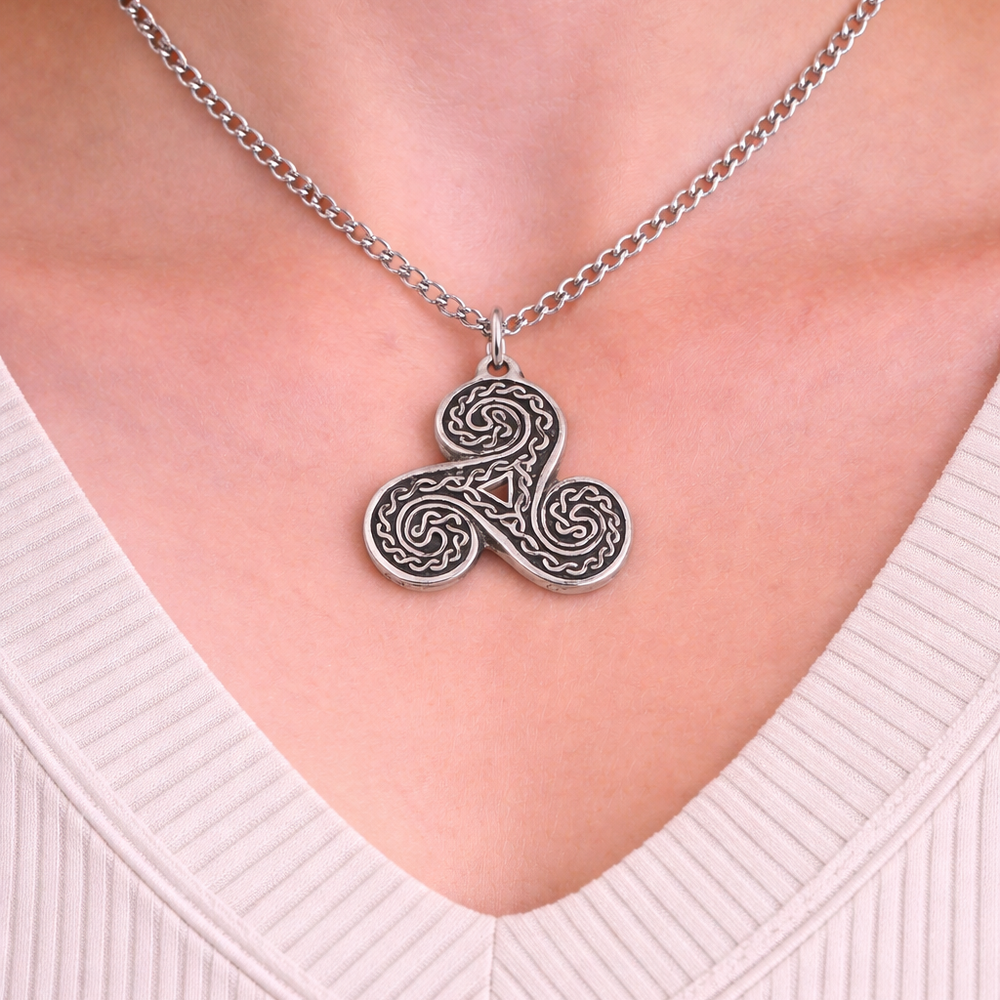 St Justin Triscele Ribbon Pendant