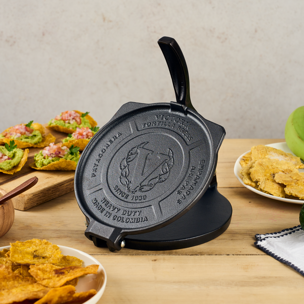 Victoria Cast Iron Tortilla Press 8"
