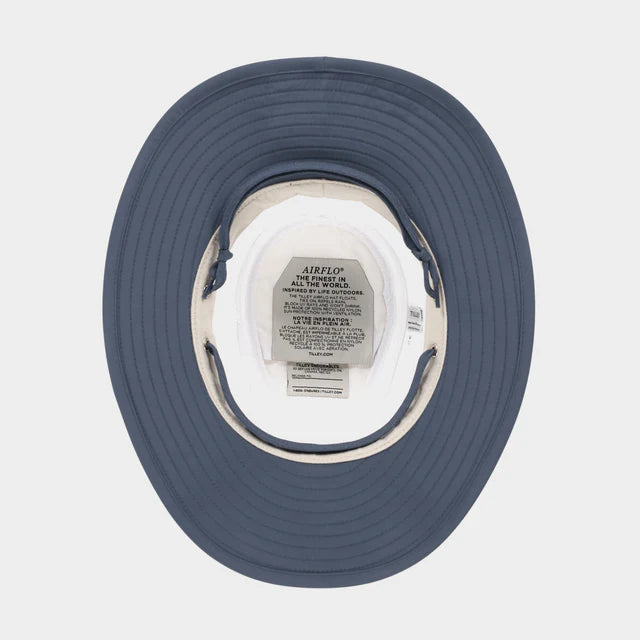 Tilley Hat-Airflo Contrast Broad Brim White/Midnight Navy