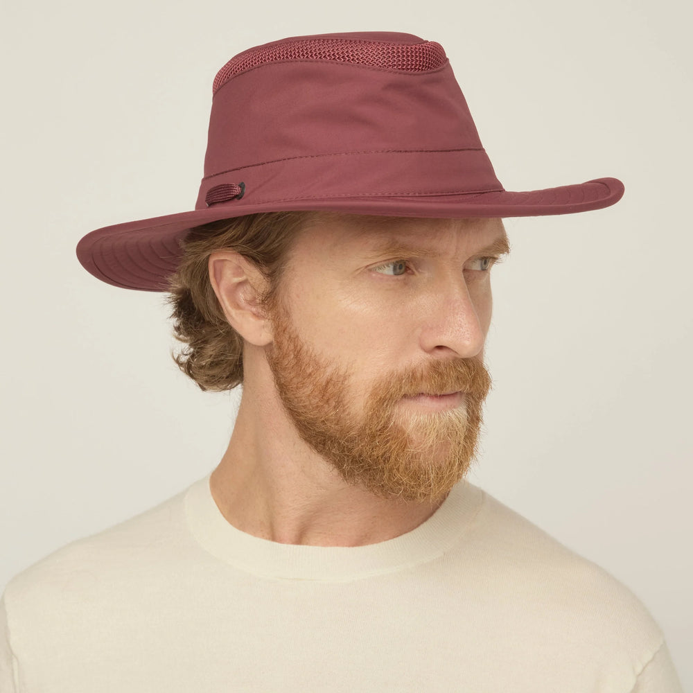 Tilley: Hat-Airflo Medium Brim Mulberry