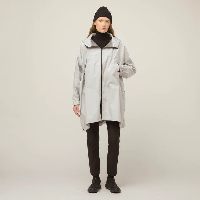 Tilley: Unisex Hooded Packable Poncho Light Grey