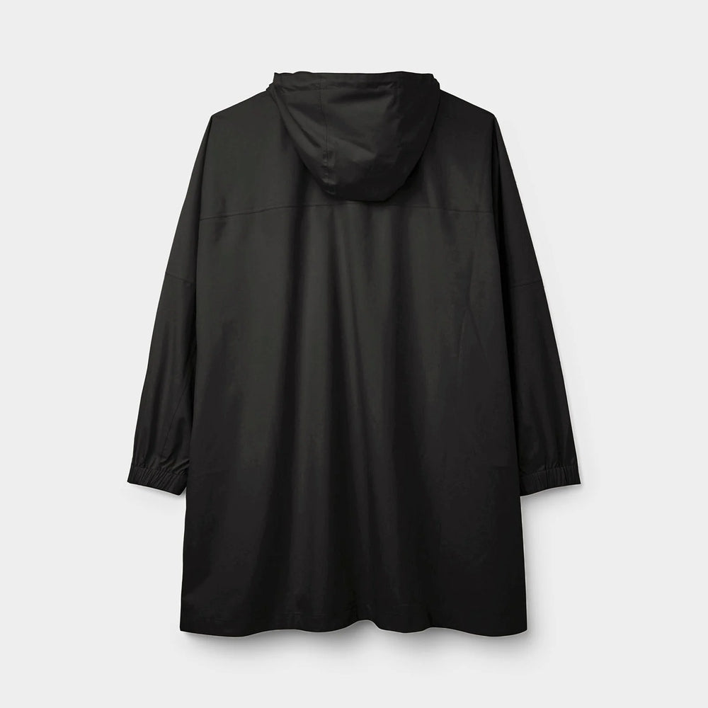 Tilley Packable Hooded Poncho Black