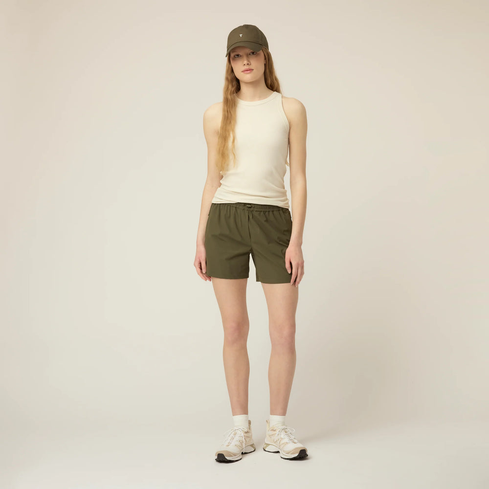 Tilley Wanderer Pull On Short Forest Night