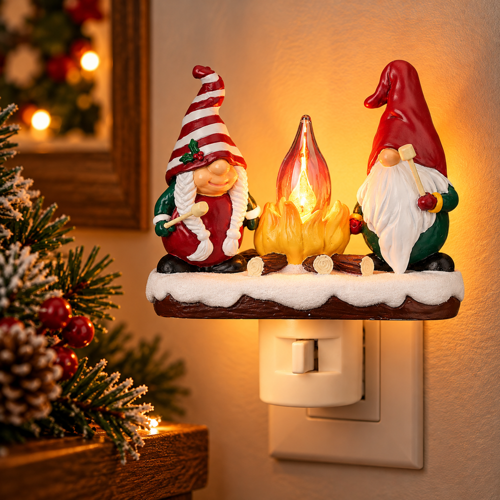 Nightlight - Gnome Couple Campfire Night