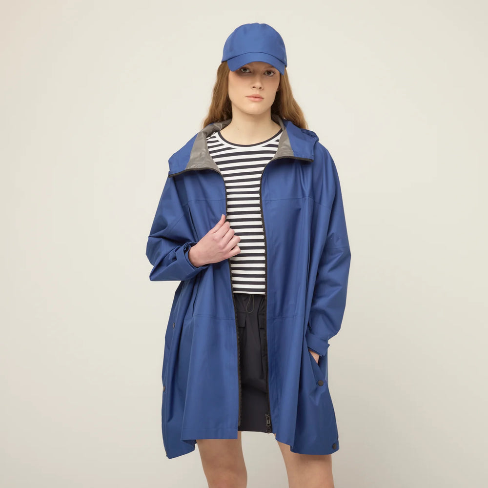 Tilley Packable Hooded  Poncho Blue