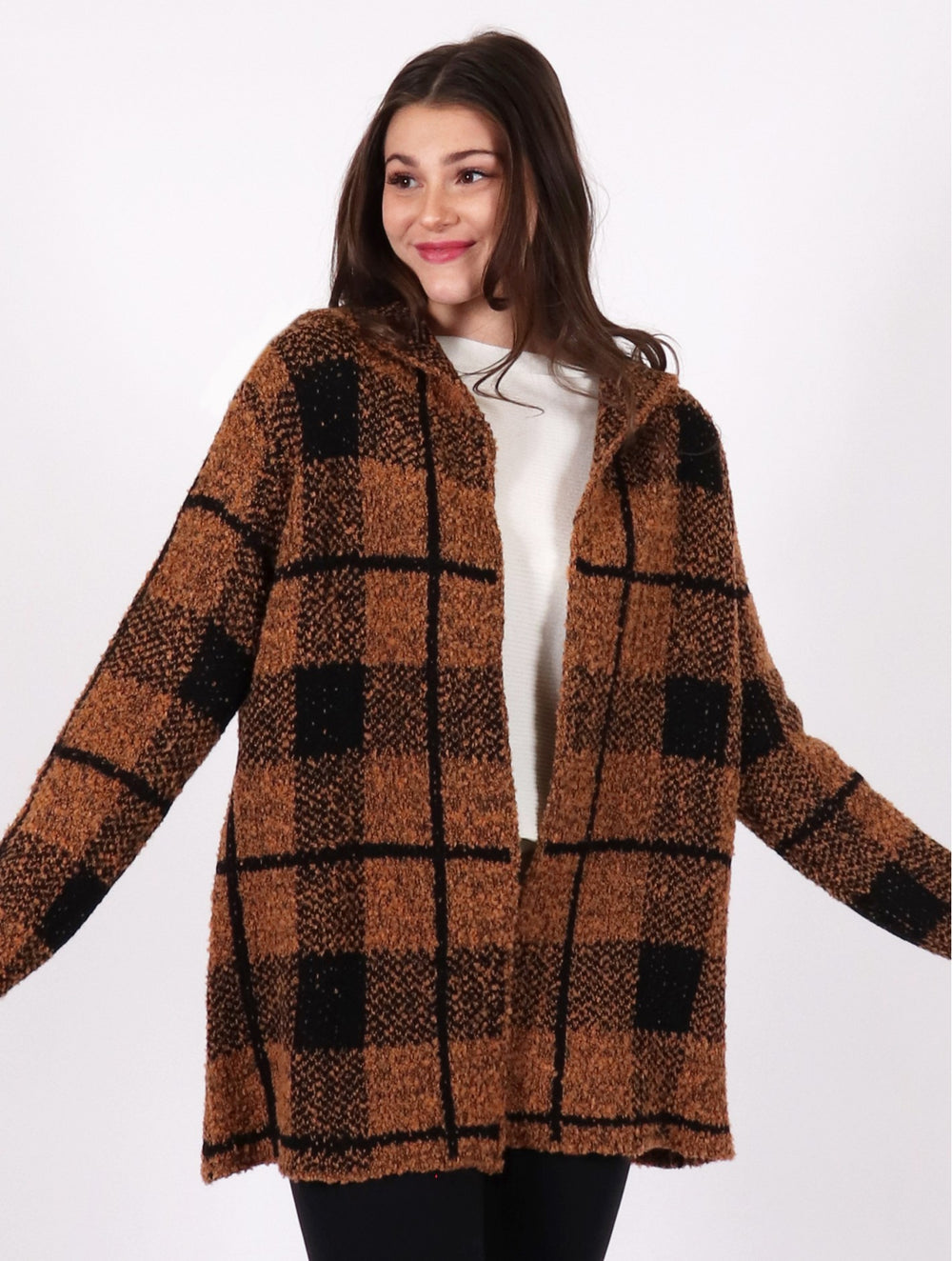 Grand-Soft, Knitted, Buttoned Jacket Camel and Black Check (CL0181)