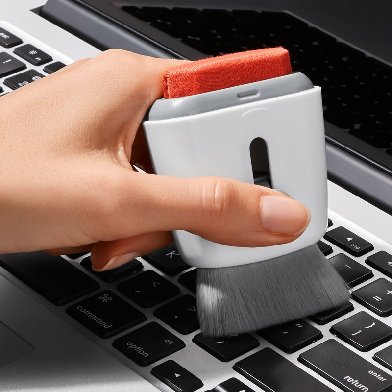 OXO - Laptop Cleaning Brush