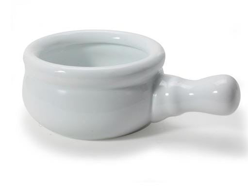 BIA presents their exquisite Onion Soup Bowl, measuring 300mL and boasting a sleek, white porcelain design. It is both oven, microwave, and dishwasher safe, making it perfect for any cooking needs.
